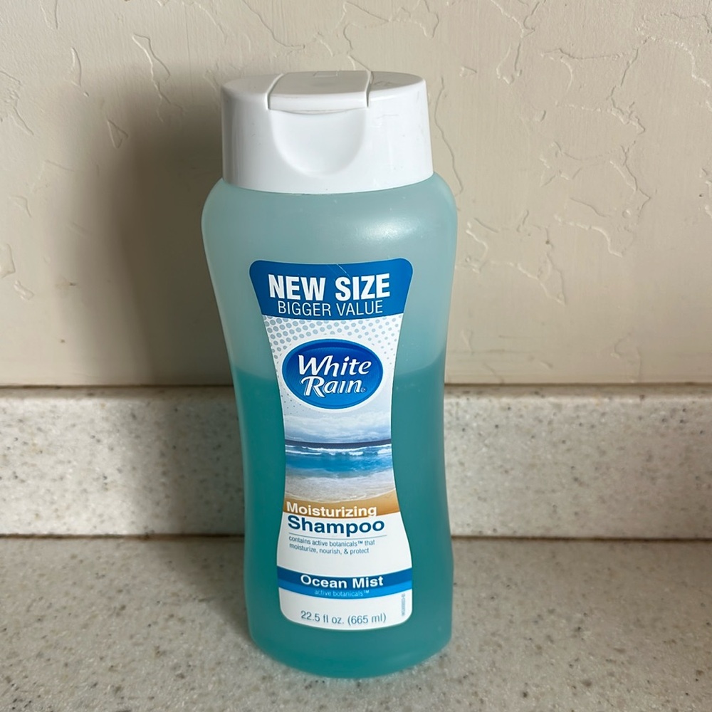 White rain moisturizing shampoo‎ ocean mist